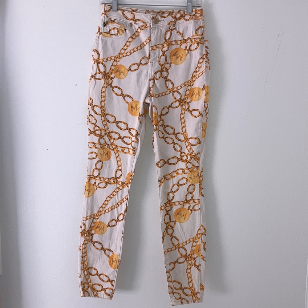 Nicki Minaj | High Rise Chain White Jeans Size 5/6